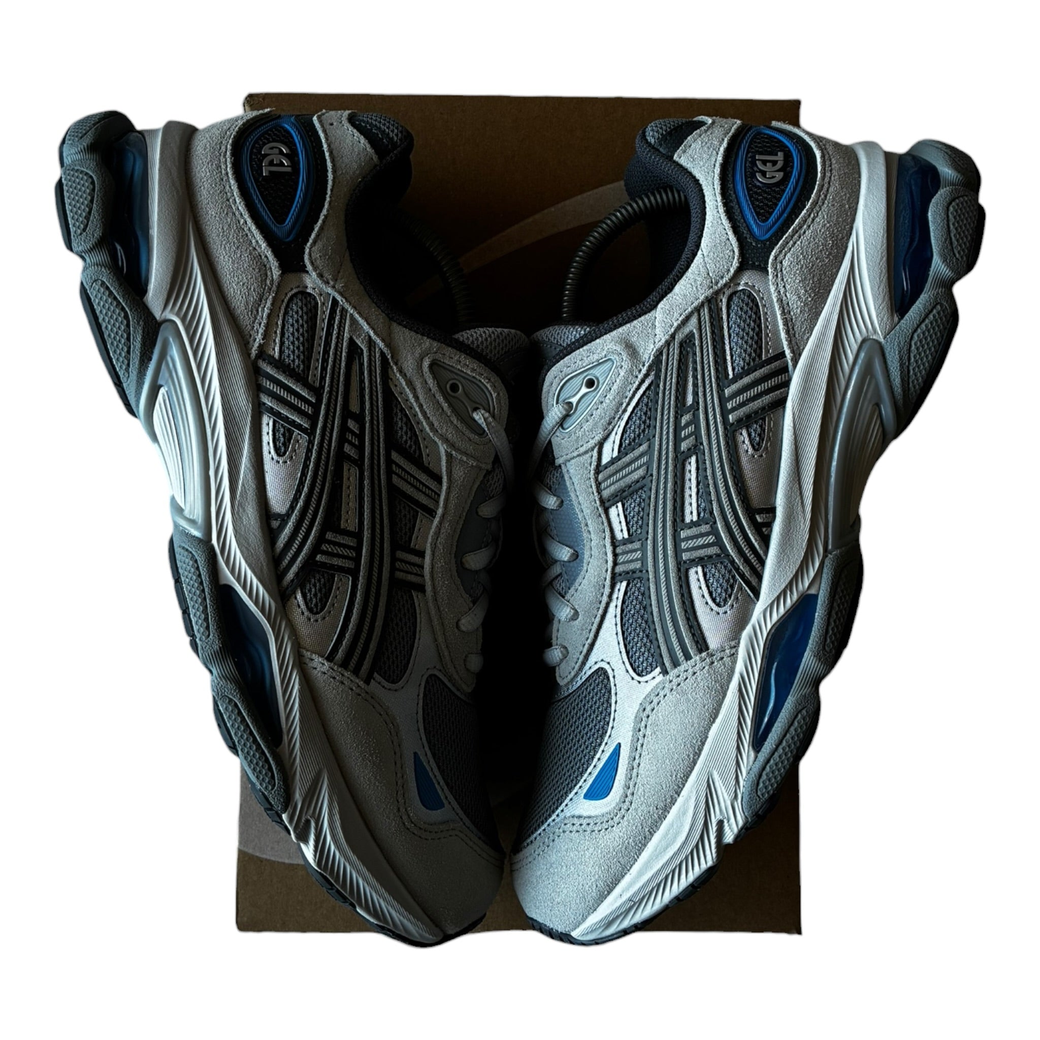 Asics Gel-NYC 2.0 – Gravel/Piedmont Grey