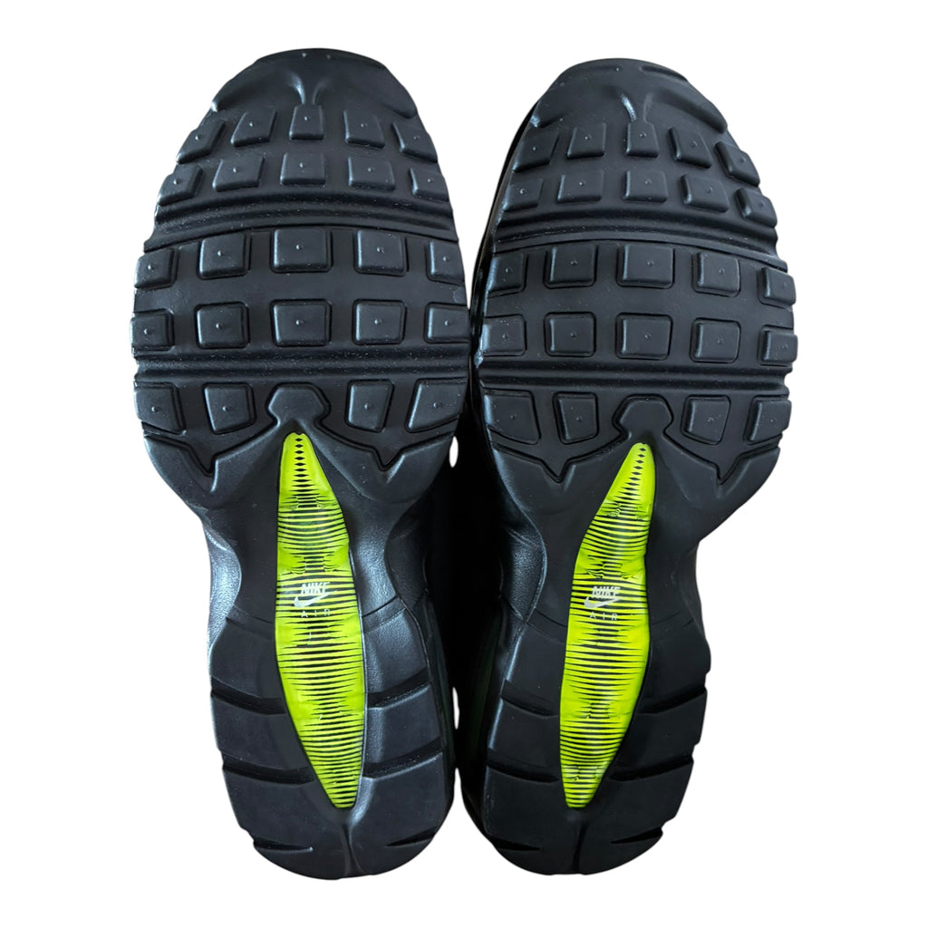Nike Air Max 95 Black / Light Smoke Grey-Volt Retro Logo