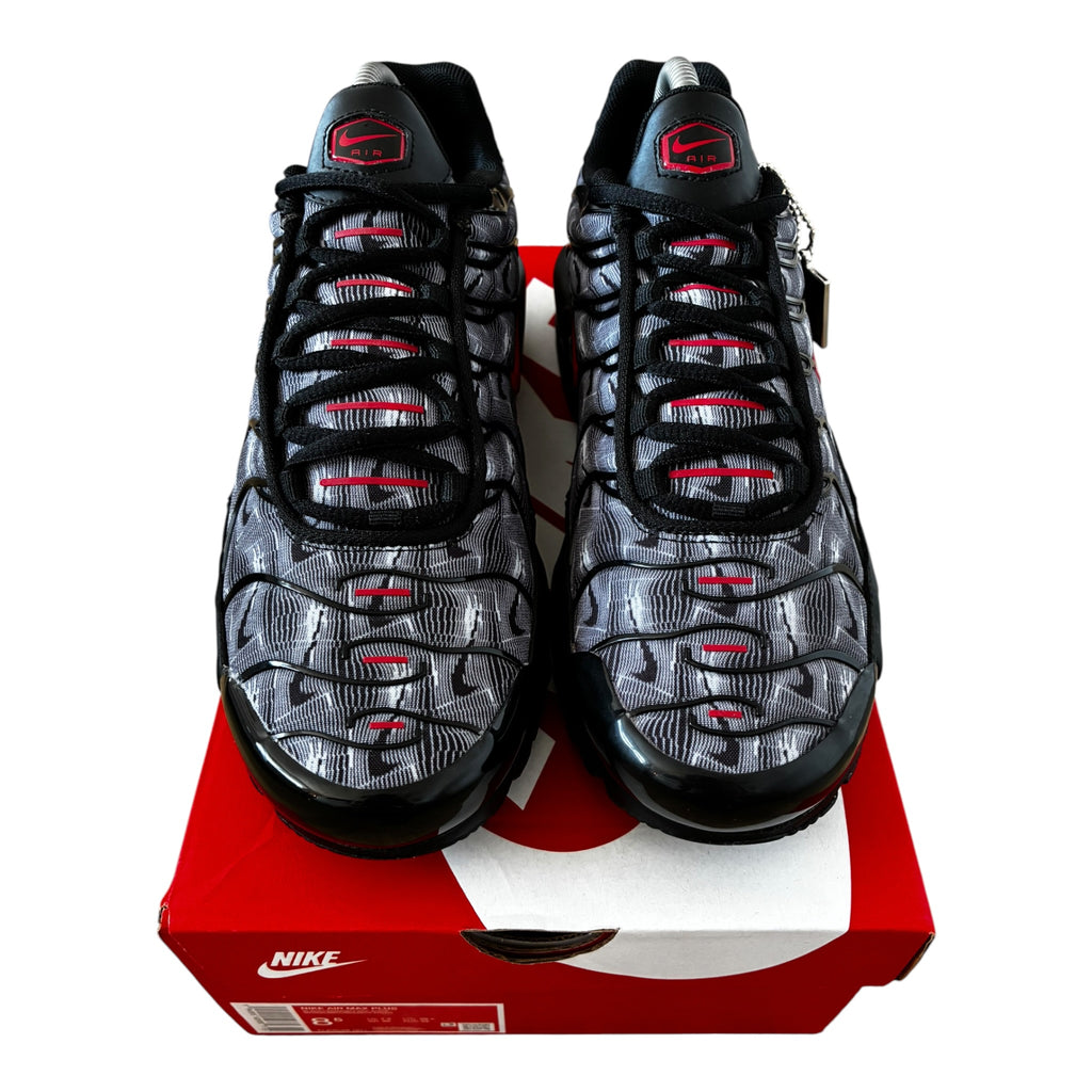 Nike Air Max Plus TN Black/University Red-White
