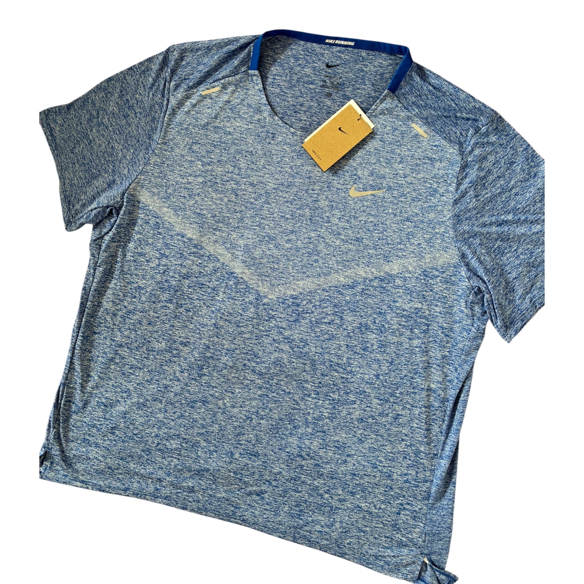 Nike Tech-Knit Miler Rise 365 T-Shirt