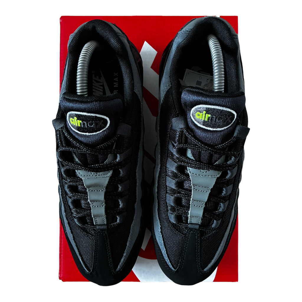 Nike Air Max 95 Black / Light Smoke Grey-Volt Retro Logo