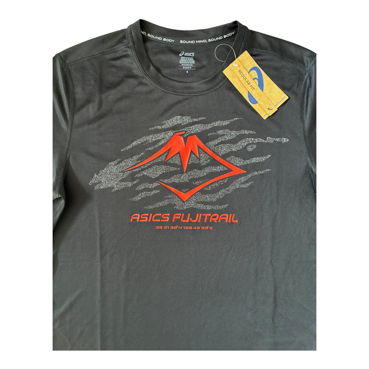 Asics Fujitrail T-Shirt & Core 5 Inch Shorts Set