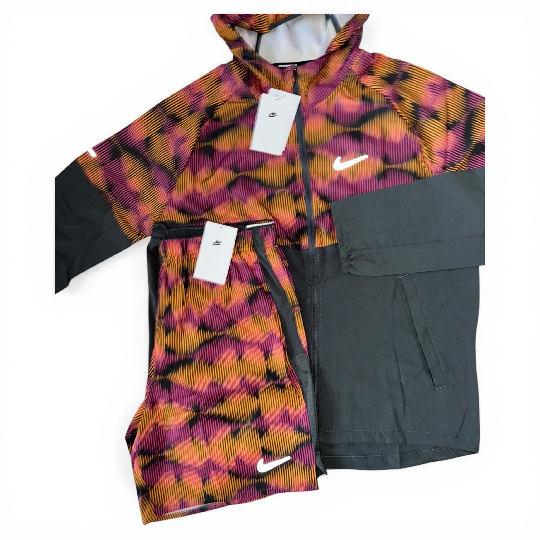 Nike Festival Sound-Wave Windbreaker T-Shirt & Shorts Set