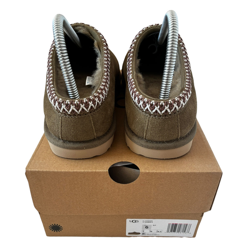 Ugg Tasman II