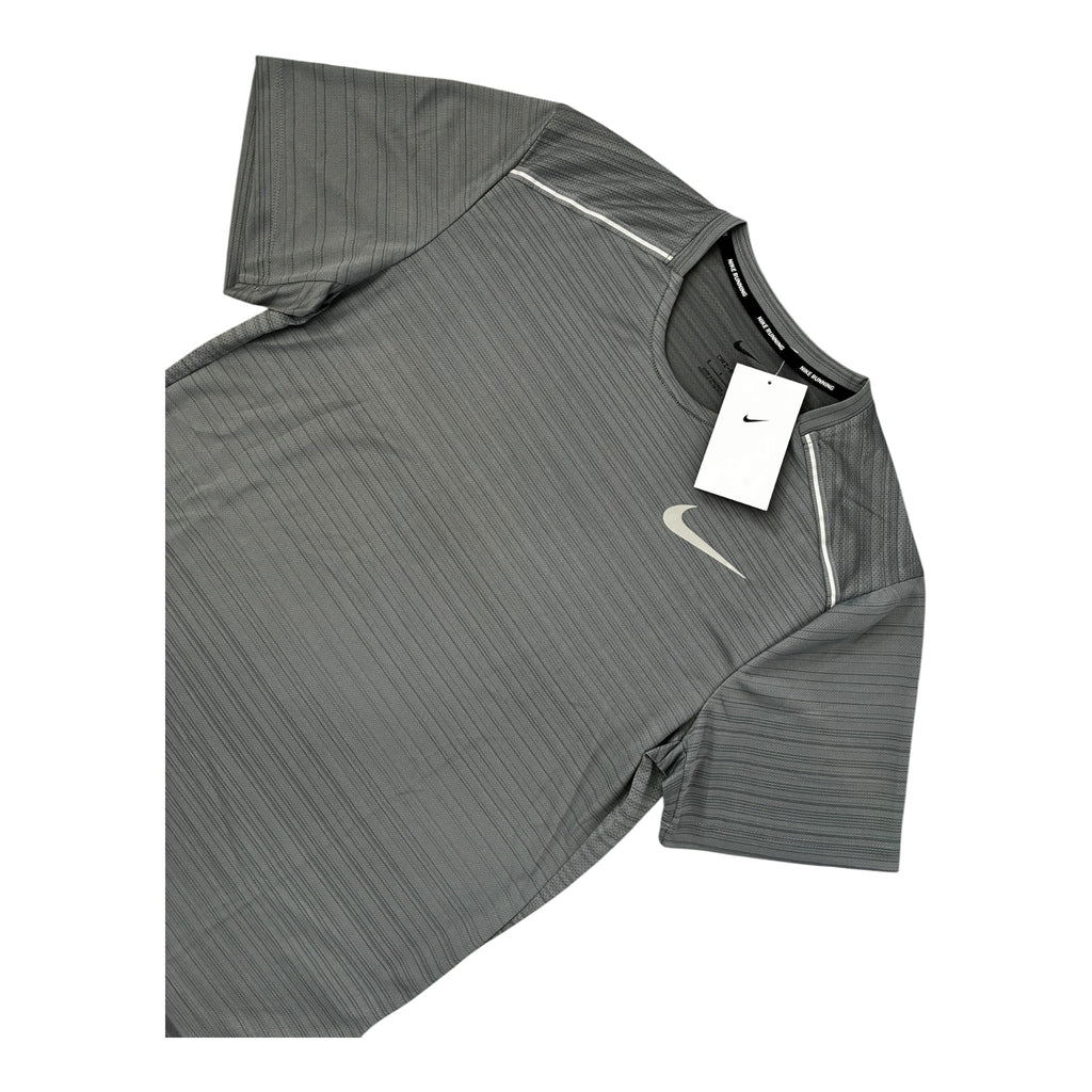 Nike Miler T-Shirt & Shorts Set