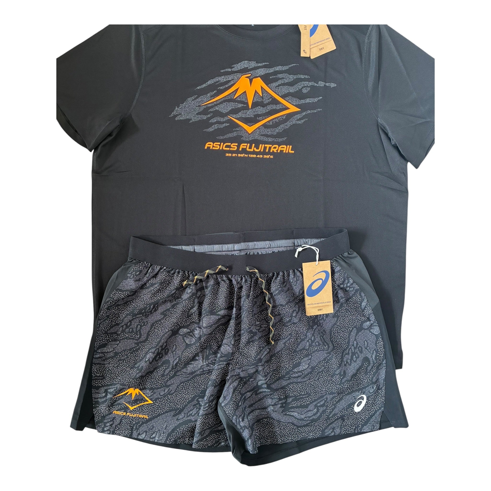 Asics Fujitrail T-Shirt & Shorts Set