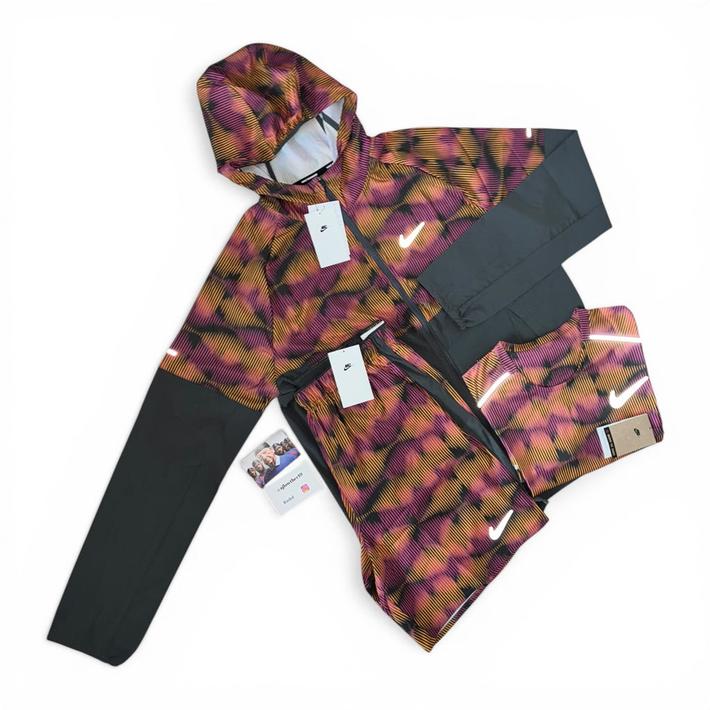 Nike Festival Sound-Wave Windbreaker T-Shirt & Shorts Set