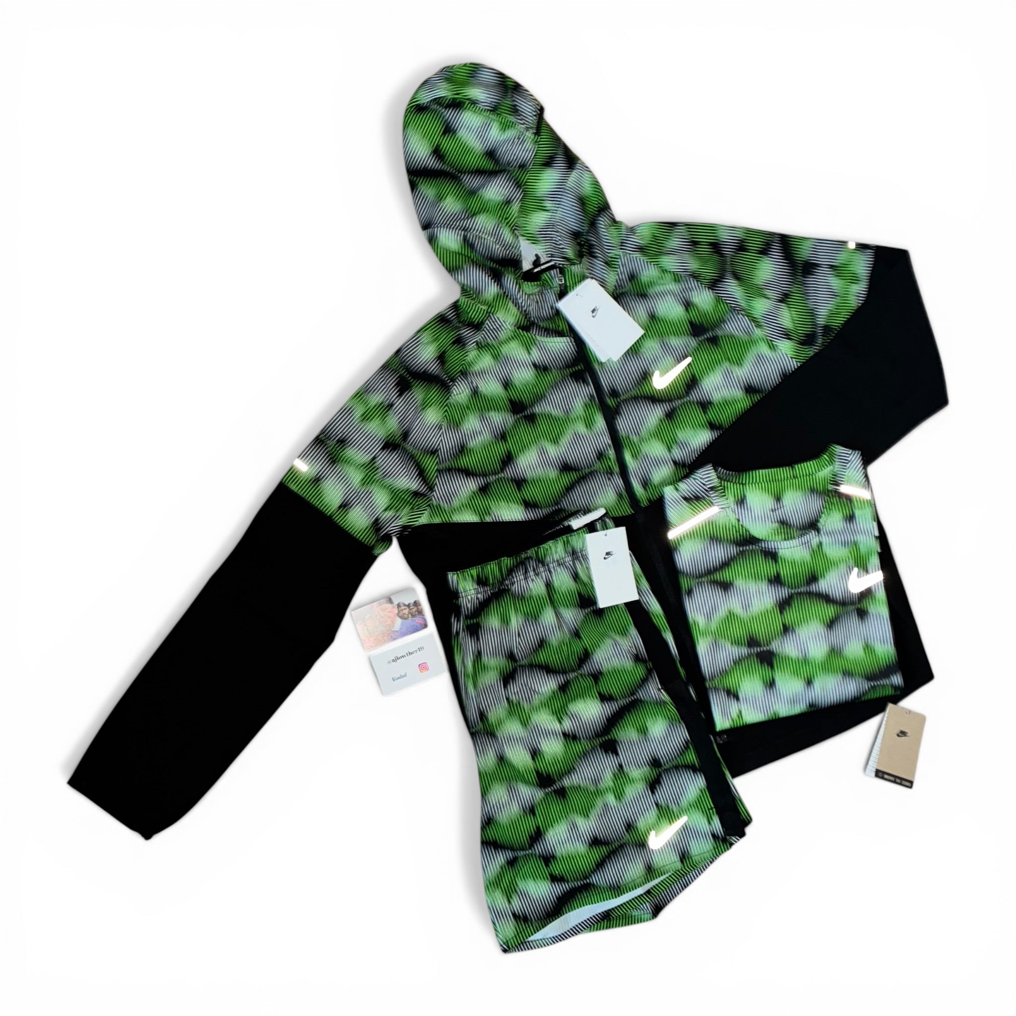 Nike Festival Sound-Wave Windbreaker T-Shirt & Shorts Set