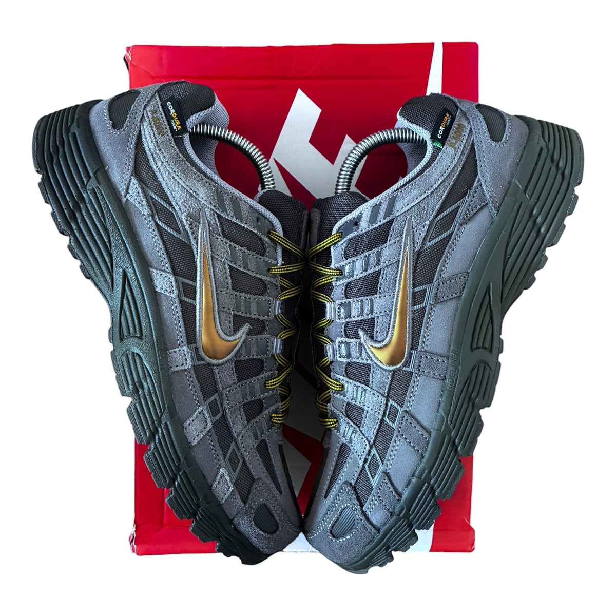Nike P-6000 Premium Cordura – Medium Ash/Golden Hops/Pencil Point