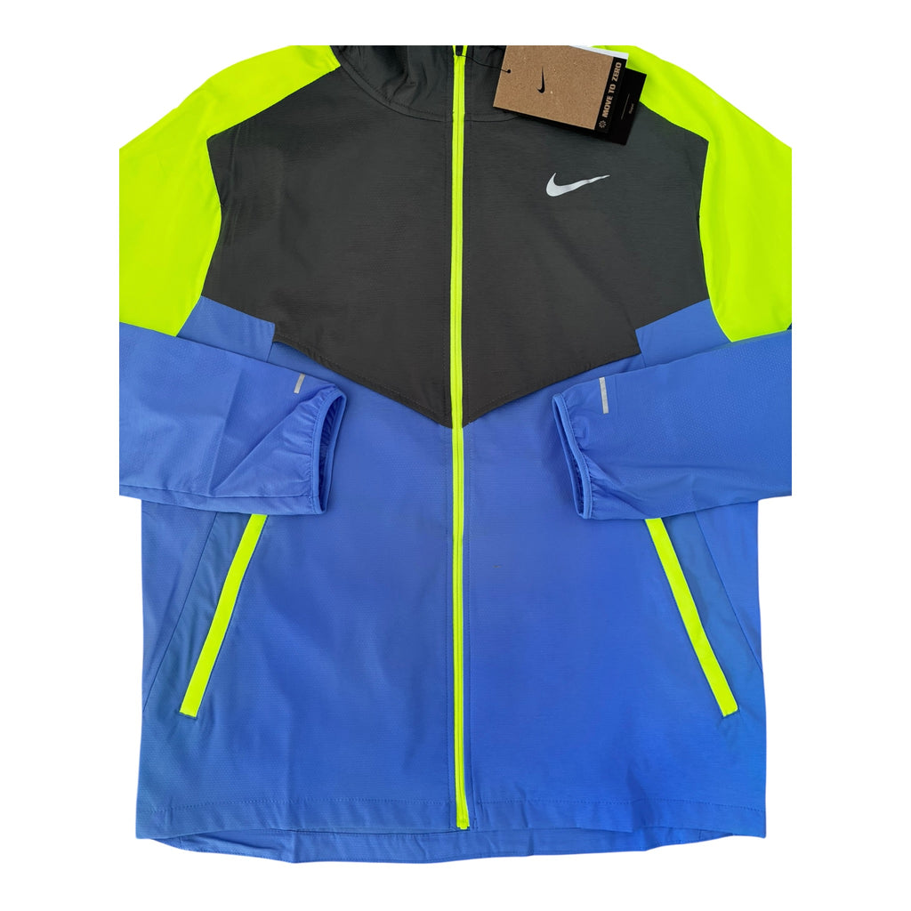 Nike Miler Repel Impossibly Light Windbreaker & Shorts Set – Royal Pulse/Smoke Grey/Volt Ice