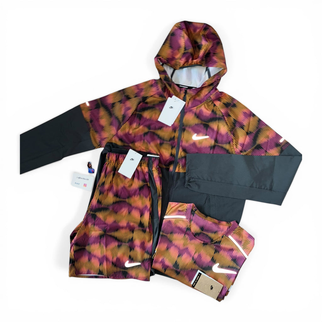 Nike Festival Sound-Wave Windbreaker T-Shirt & Shorts Set