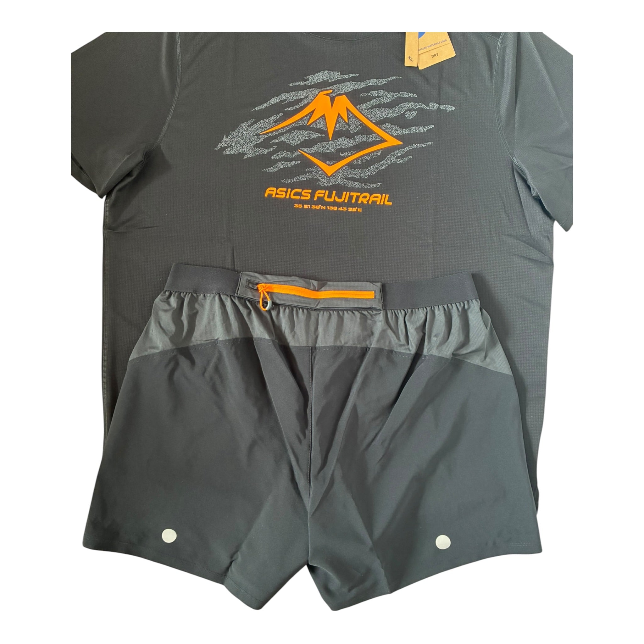 Asics Fujitrail T-Shirt & Shorts Set