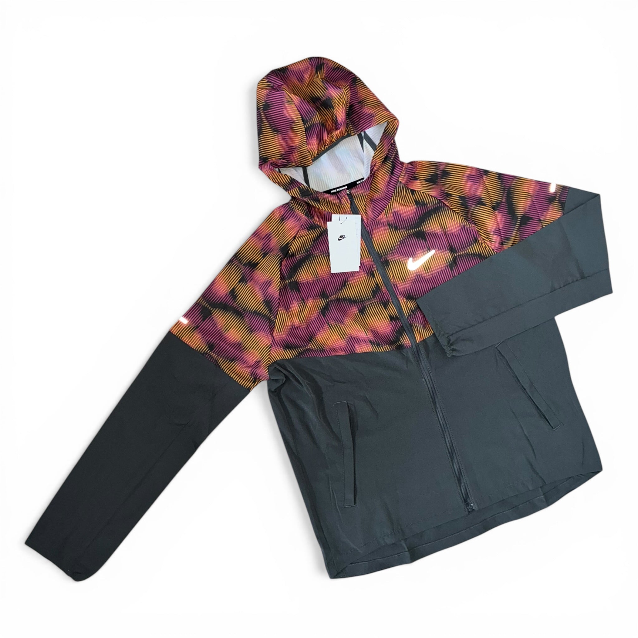 Nike Festival Sound-Wave Windbreaker T-Shirt & Shorts Set