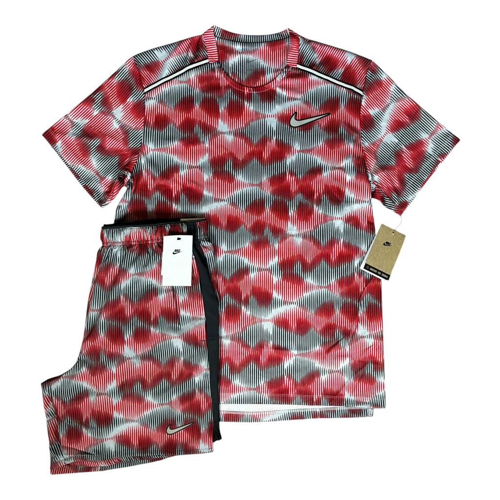 Nike Miler Festival T-Shirt & Shorts Set